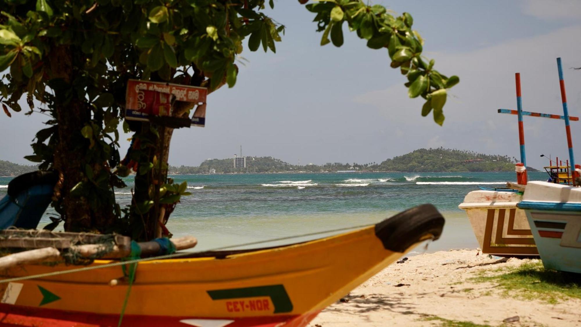 Horizon Inn By Oceanlife Surf Stay Weligama Exterior foto