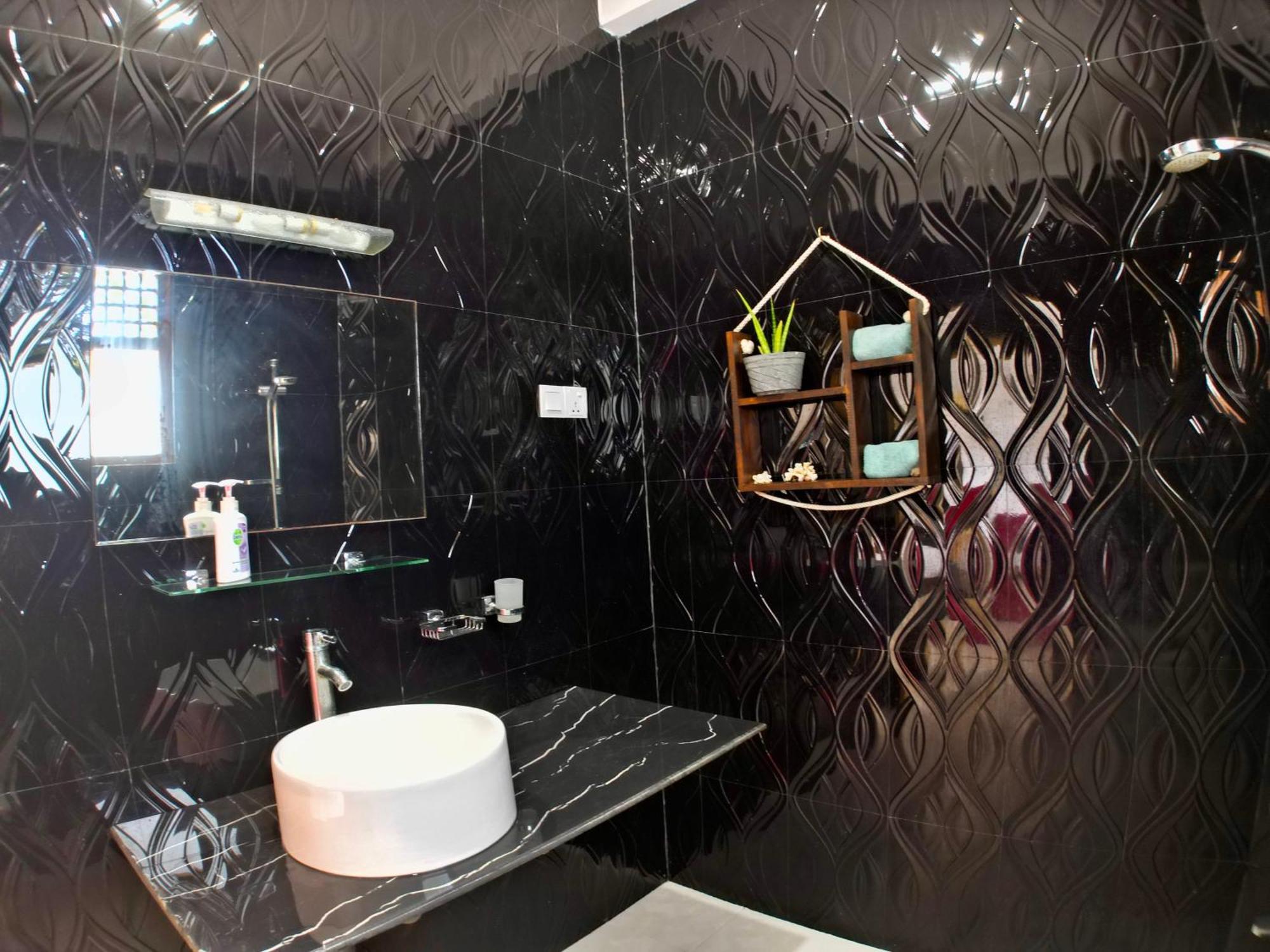 Horizon Inn By Oceanlife Surf Stay Weligama Exterior foto
