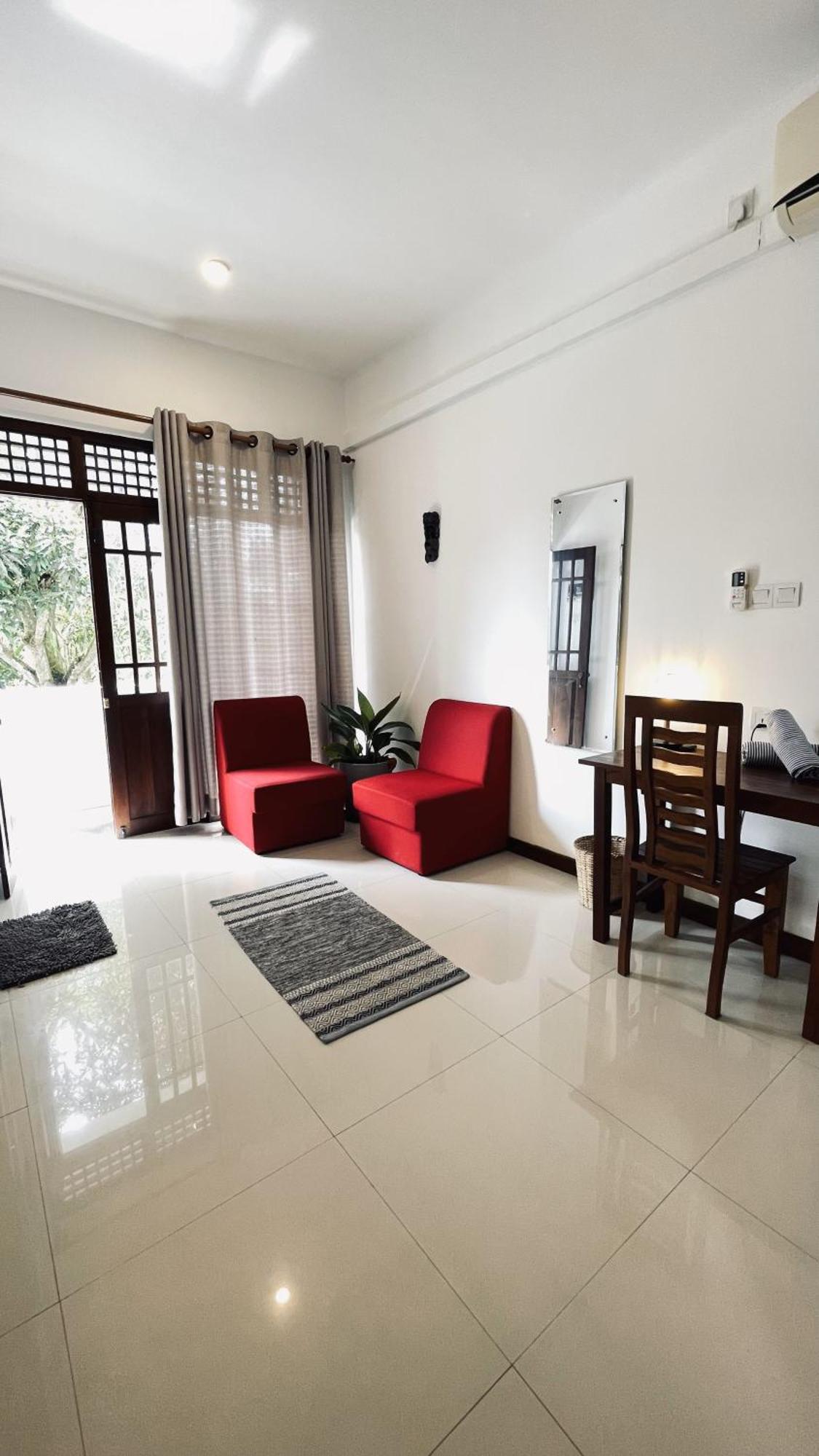 Horizon Inn By Oceanlife Surf Stay Weligama Exterior foto