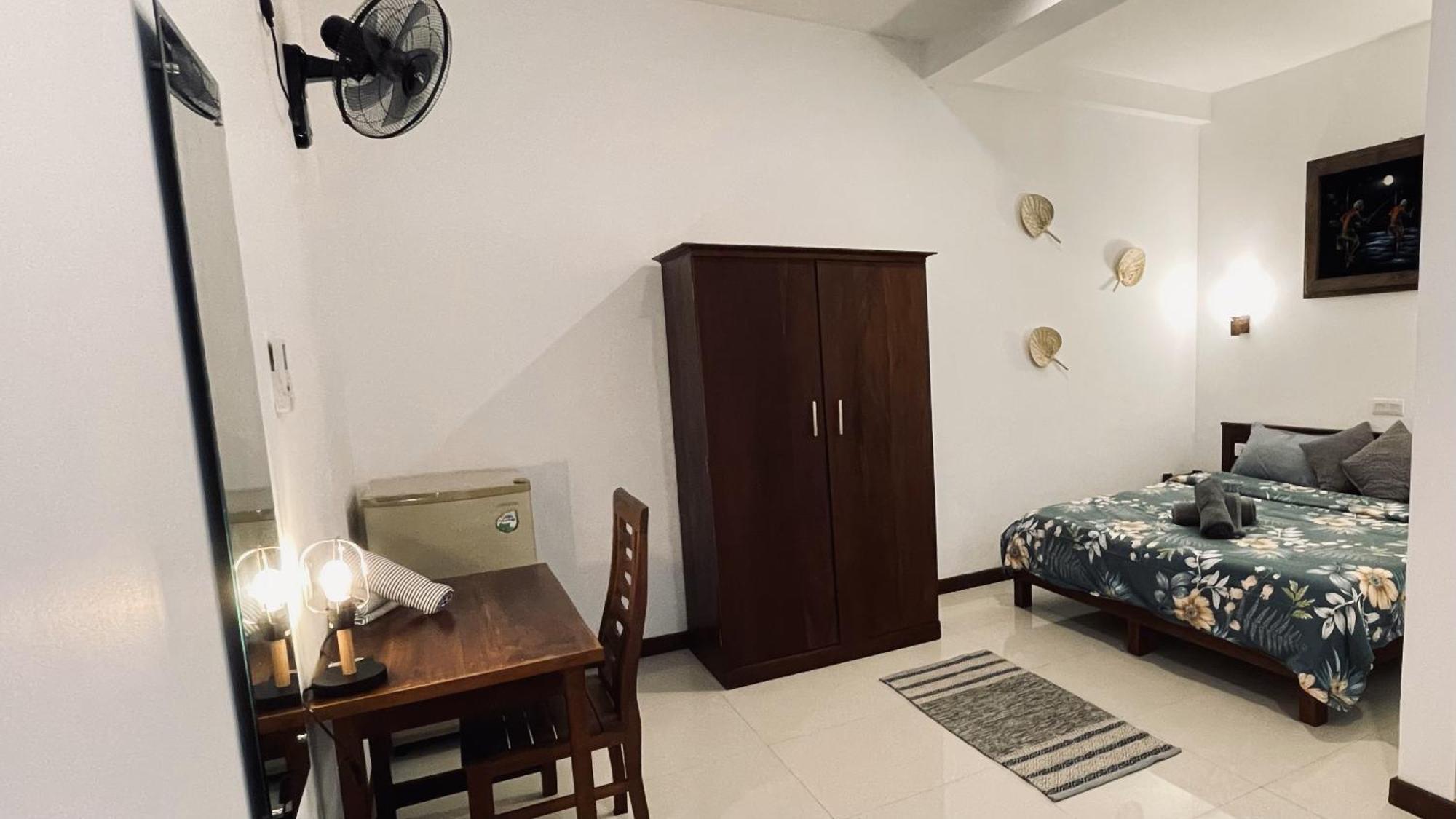 Horizon Inn By Oceanlife Surf Stay Weligama Exterior foto