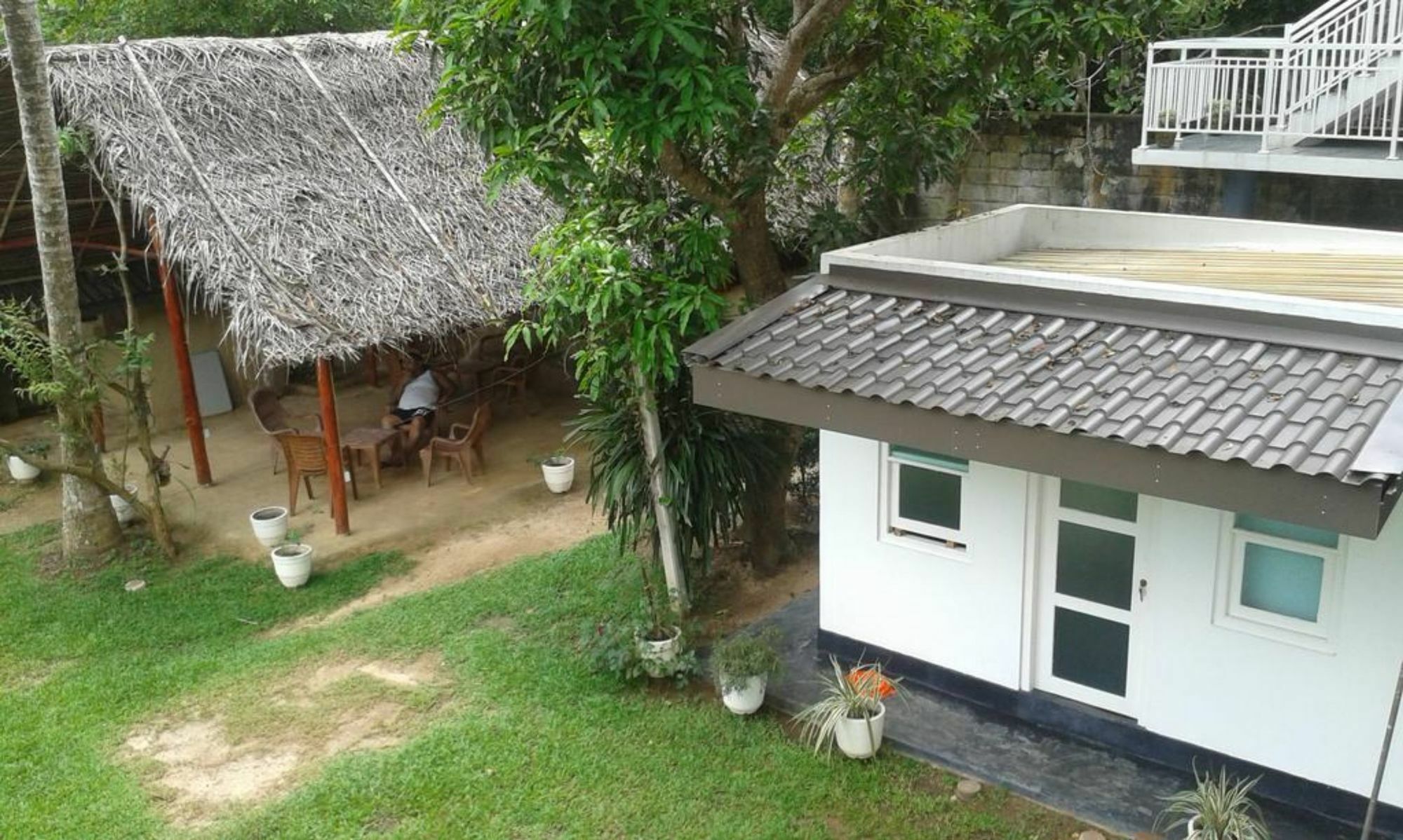 Horizon Inn By Oceanlife Surf Stay Weligama Exterior foto